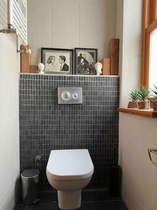 Daire 2br, 2ba, 2nd Floor Of Historical Building, Galata